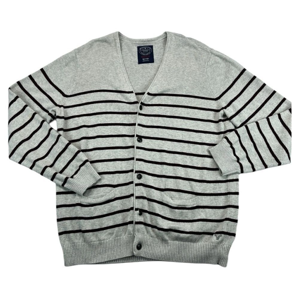 Men's American VINTAGE Eagle Cardigan Sweater XS Athletic Fit Cotton100% cotton.
